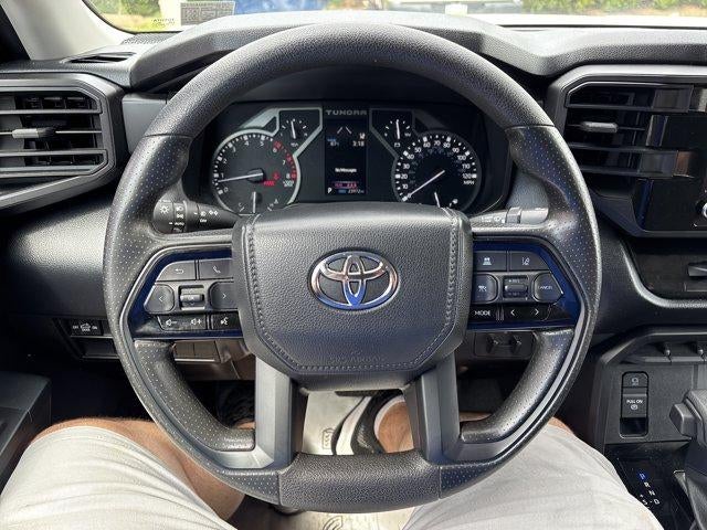 2023 Toyota Tundra 4WD 4WD SR5 CrewMax 5.5' Bed (SE)