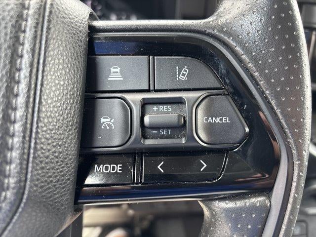 2023 Toyota Tundra 4WD 4WD SR5 CrewMax 5.5' Bed (SE)