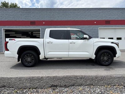 2023 Toyota Tundra 4WD 4WD SR5 CrewMax 5.5' Bed (SE)