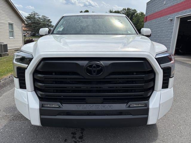 2023 Toyota Tundra 4WD 4WD SR5 CrewMax 5.5' Bed (SE)