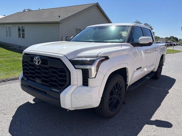 2024 Toyota Tundra 4WD 4WD SR5 CrewMax 5.5' Bed (SE)