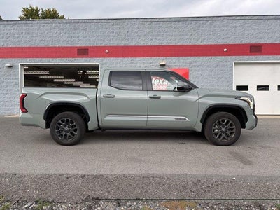 2026 Toyota Tundra 4WD 4WD Platinum CrewMax 5.5' Bed (Natl)