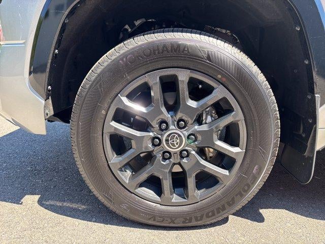 2024 Toyota Tundra 4WD 4WD Platinum CrewMax 5.5' Bed (Natl)