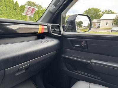 2025 Toyota Tundra 4WD 4WD SR5 CrewMax 5.5' Bed (SE)