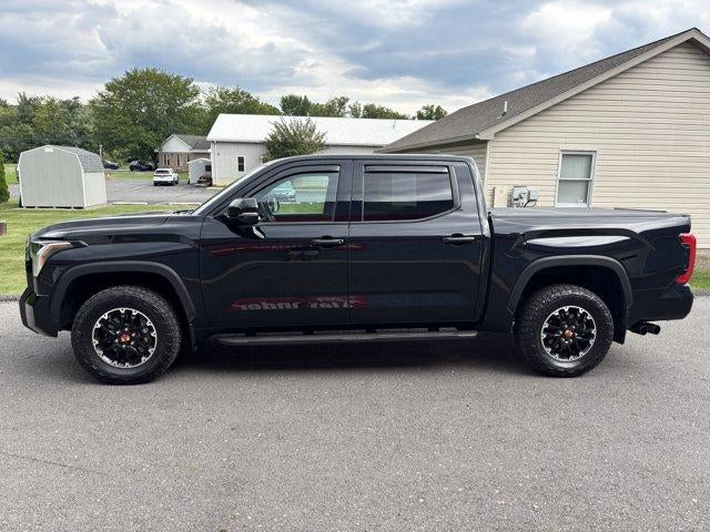 2025 Toyota Tundra 4WD 4WD SR5 CrewMax 5.5' Bed (SE)