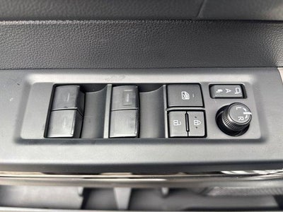 2025 Toyota Sequoia Limited 4WD (SE)