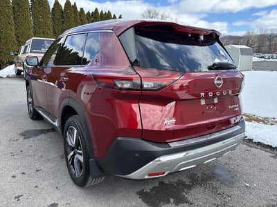 2023 Nissan Rogue AWD Platinum *Ltd Avail*