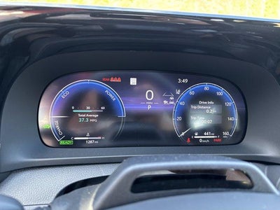 2026 Toyota Crown Signia Limited AWD (Natl)