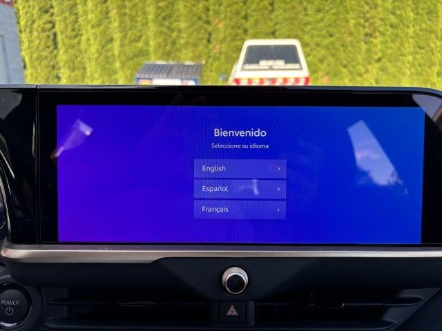 2026 Toyota Crown Signia Limited AWD (Natl)