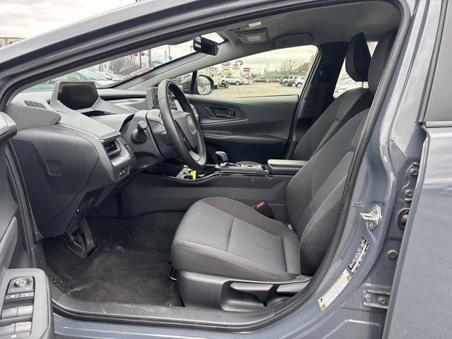 2024 Toyota Prius LE (Natl)