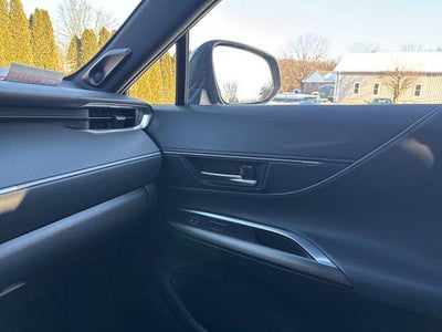 2024 Toyota Venza XLE AWD (SE)