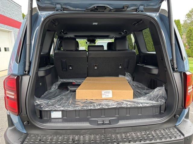 2027 Toyota Land Cruiser 4WD (Natl)