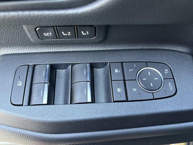 2024 Toyota Land Cruiser 4WD (GS)