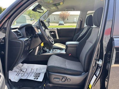 2020 Toyota 4Runner SR5 4WD (GS)