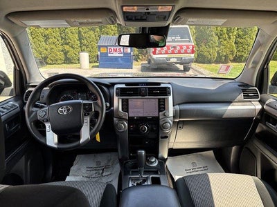 2020 Toyota 4Runner SR5 4WD (GS)