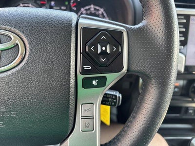 2020 Toyota 4Runner SR5 4WD (GS)