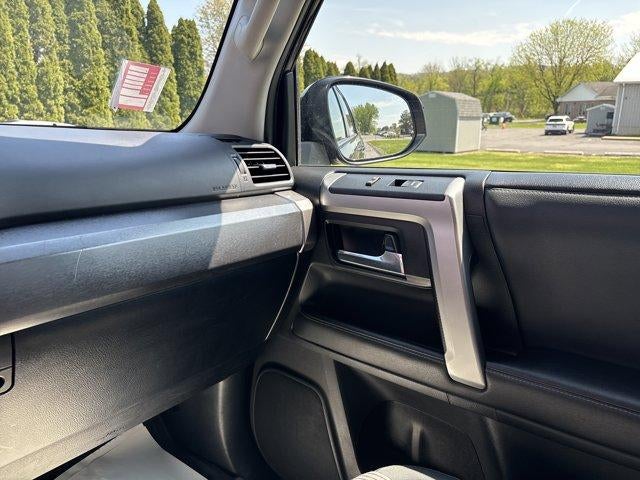 2020 Toyota 4Runner SR5 4WD (GS)