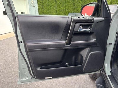 2023 Toyota 4Runner TRD Off Road Premium 4WD (Natl)