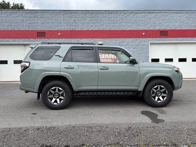 2023 Toyota 4Runner TRD Off Road Premium 4WD (Natl)