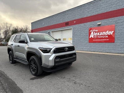 2025 Toyota 4Runner SR5 4WD (GS)