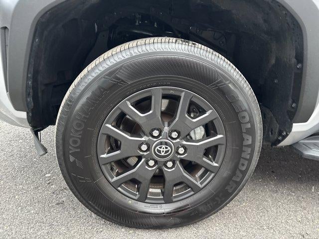 2025 Toyota 4Runner SR5 4WD (GS)