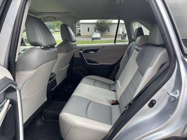 2019 Toyota RAV4 XLE Premium AWD (Natl)
