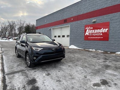2018 Toyota RAV4 Hybrid Limited AWD (Natl)