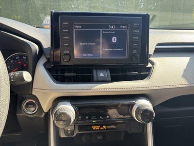2019 Toyota RAV4 XLE AWD (Natl)