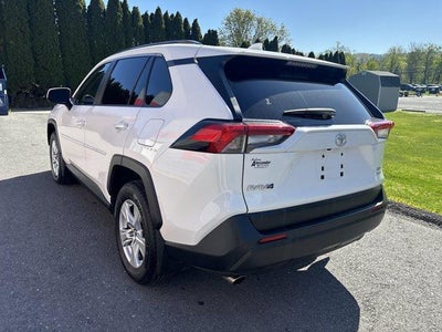 2019 Toyota RAV4 XLE AWD (Natl)