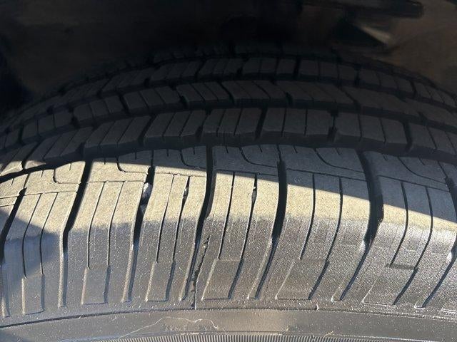 2017 Toyota RAV4 Hybrid XLE AWD (Natl)