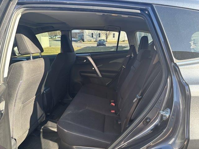 2017 Toyota RAV4 Hybrid XLE AWD (Natl)