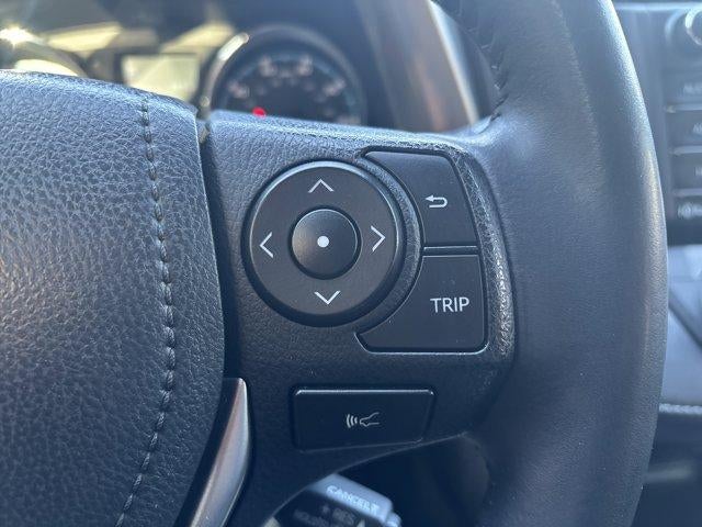 2017 Toyota RAV4 Hybrid XLE AWD (Natl)