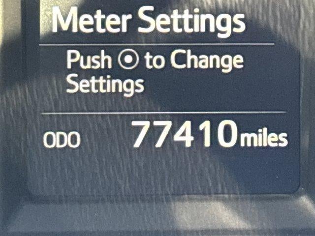 2017 Toyota RAV4 Hybrid XLE AWD (Natl)