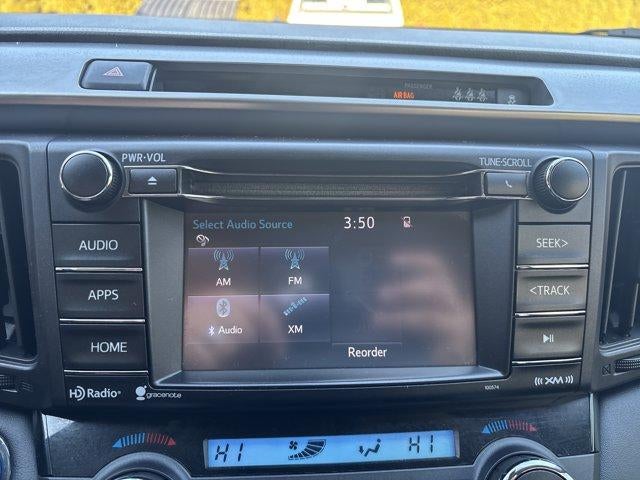 2017 Toyota RAV4 Hybrid XLE AWD (Natl)