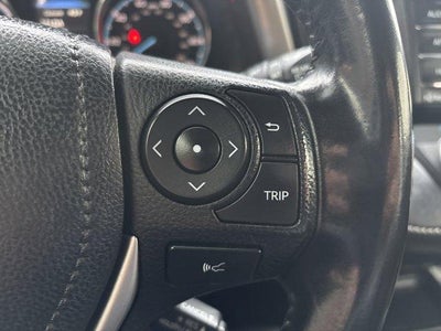 2017 Toyota RAV4 Hybrid XLE AWD (Natl)