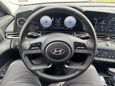 2024 Hyundai ELANTRA SEL IVT