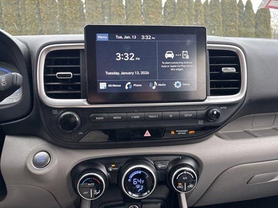 2024 Hyundai VENUE SEL IVT