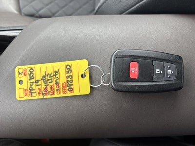 2019 Toyota C-HR Limited FWD (Natl)