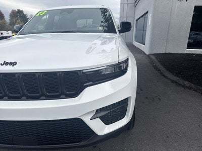 2023 Jeep Grand Cherokee Altitude 4x4