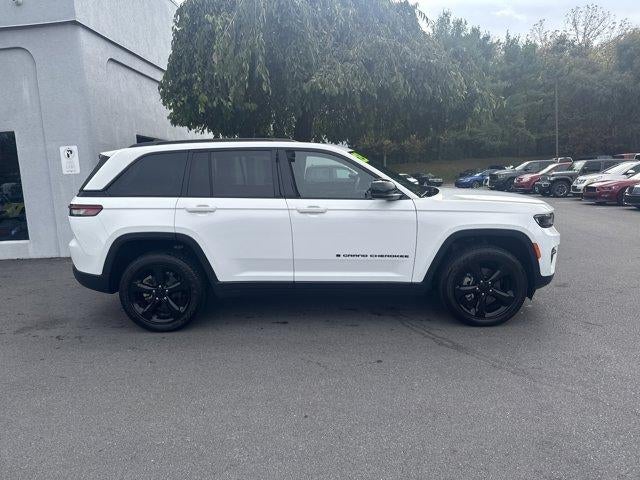 2023 Jeep Grand Cherokee Altitude 4x4