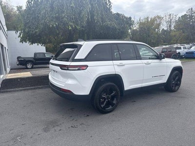 2023 Jeep Grand Cherokee Altitude 4x4