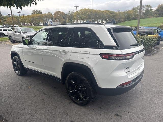 2023 Jeep Grand Cherokee Altitude 4x4