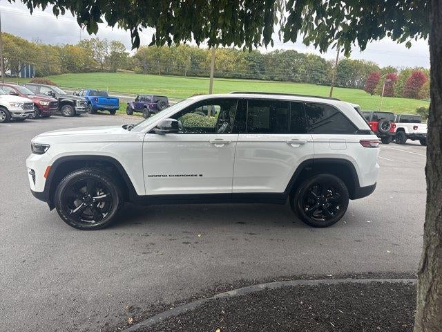 2023 Jeep Grand Cherokee Altitude 4x4
