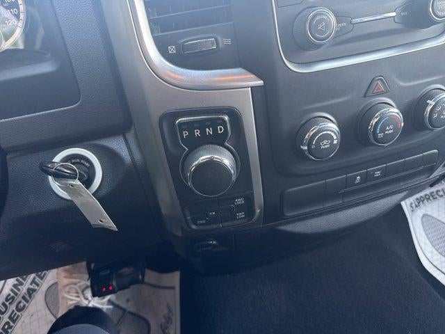 2017 RAM 1500 SLT 4x4 Quad Cab 6'4" Box