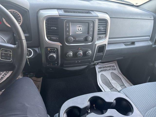 2017 RAM 1500 SLT 4x4 Quad Cab 6'4" Box