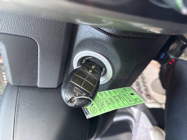 2017 RAM 1500 SLT 4x4 Quad Cab 6'4" Box