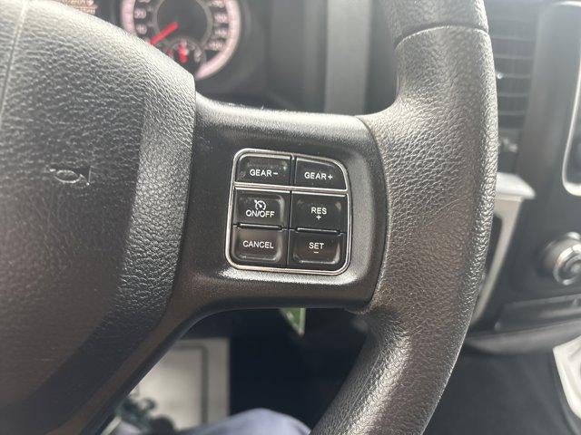 2019 RAM 1500 Classic SLT 4x4 Crew Cab 6'4" Box