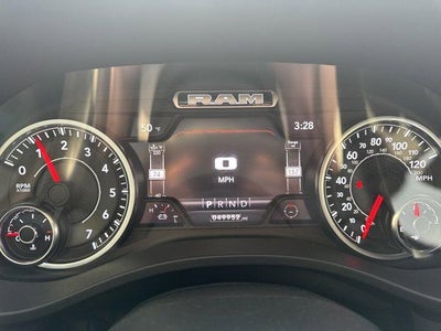 2022 RAM 1500 Big Horn 4x4 Quad Cab 6'4" Box