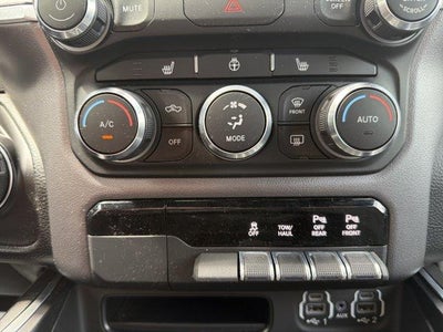 2022 RAM 1500 Big Horn 4x4 Quad Cab 6'4" Box