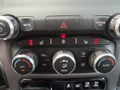 2022 RAM 1500 Big Horn 4x4 Quad Cab 6'4" Box